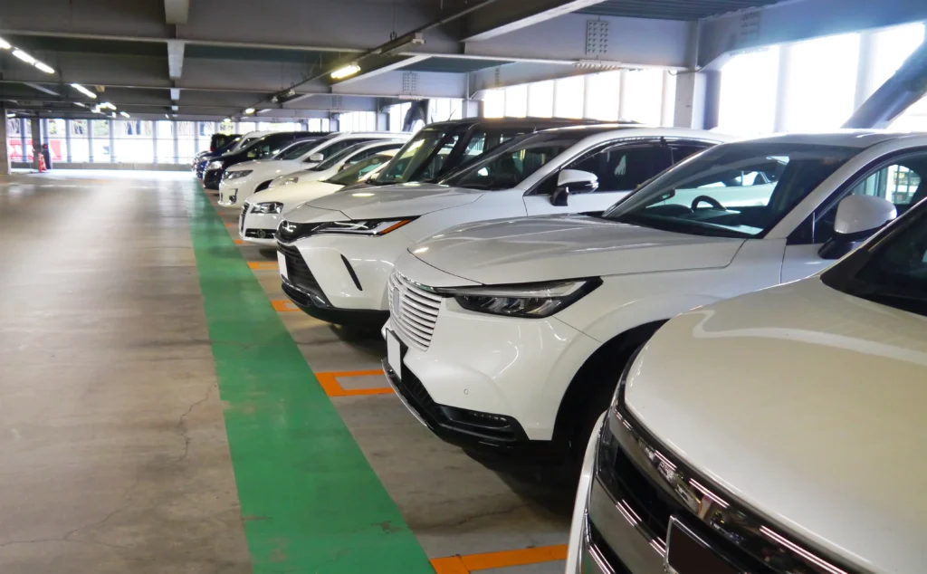 商業施設の駐車場